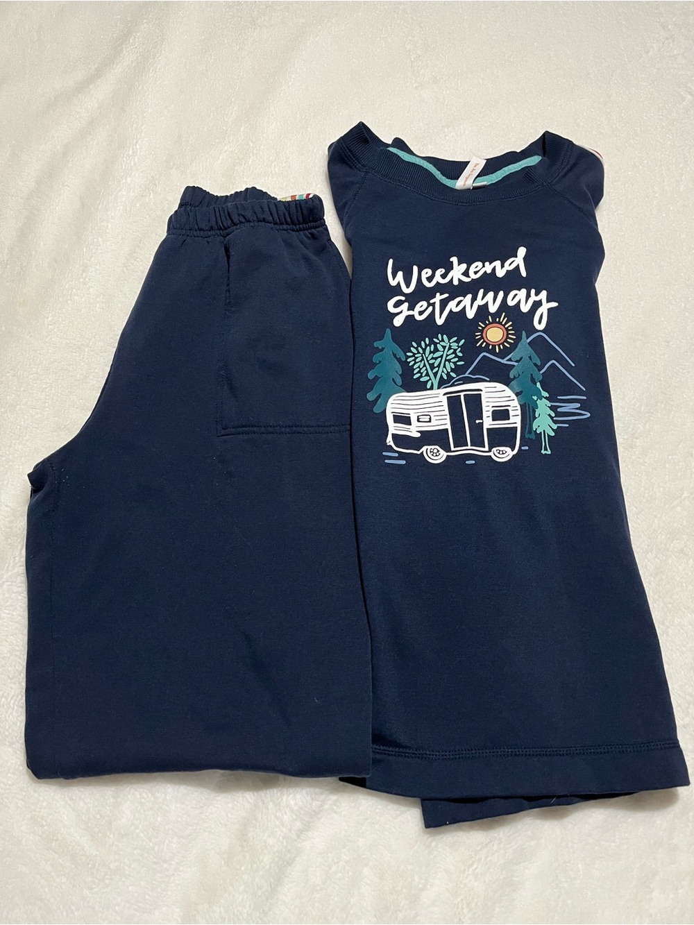 Joy Spun Weekend Getaway" Lounge/Pajama Set